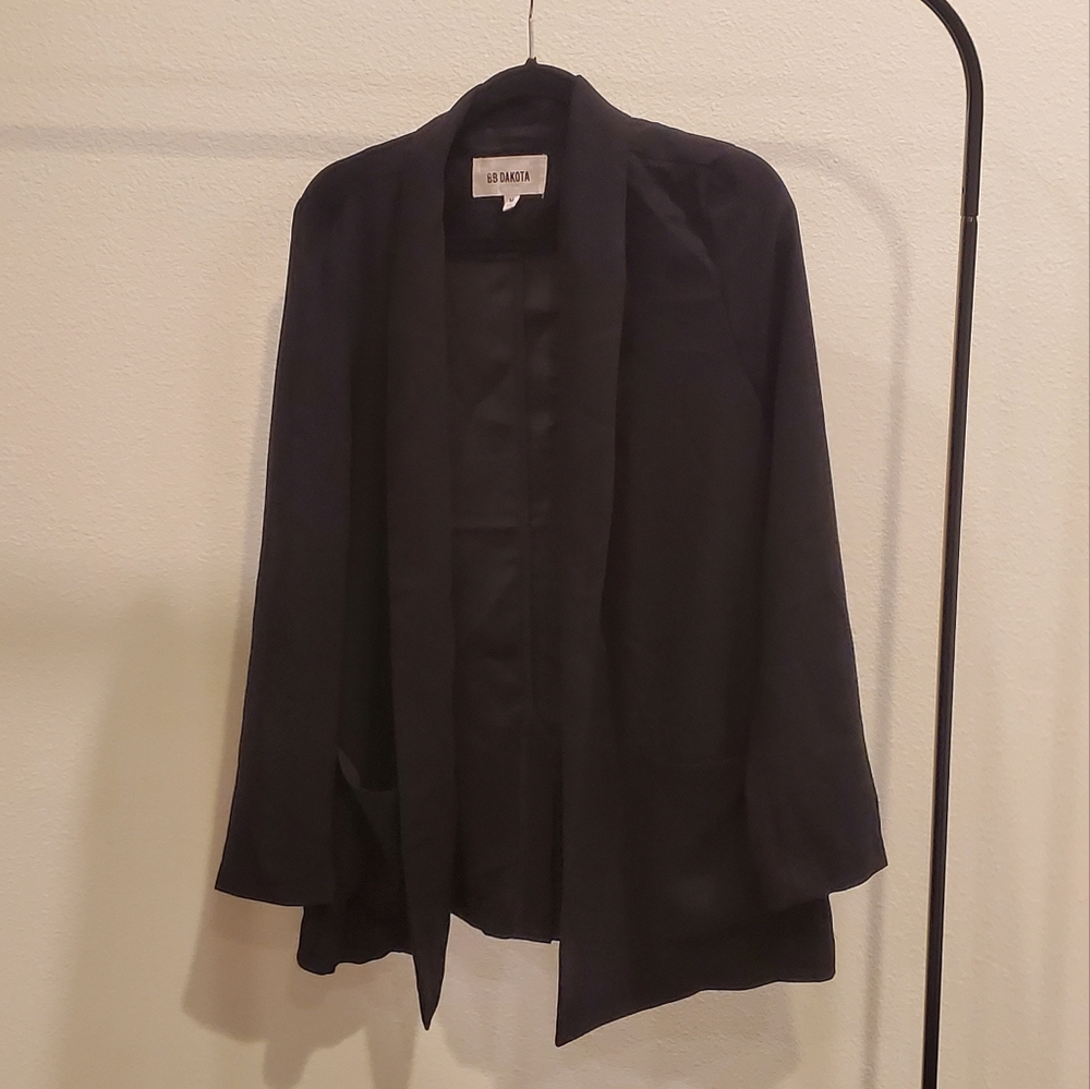 Black blazer 🖤